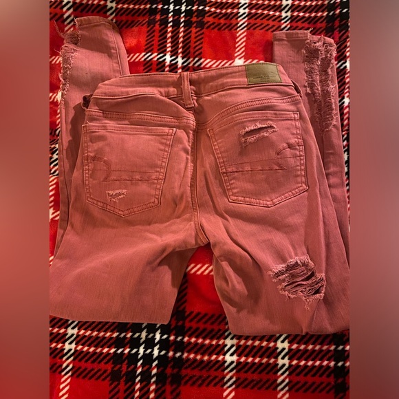 American Eagle Distressed Jeans 2 - Picture 4 of 4